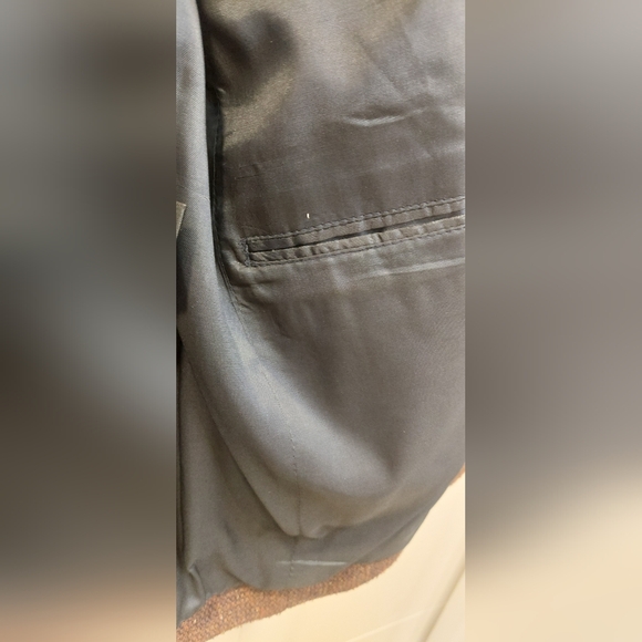 Classic Men's Brown Blazer - Picture 5 of 9